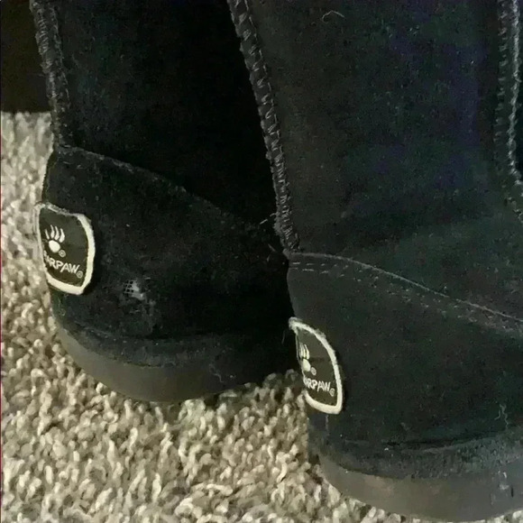Women’s BearPaw Boots - Size 6 - Picture 3 of 3